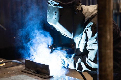 高等教育和企業合作，為不斷增長的造船業提供定製培訓